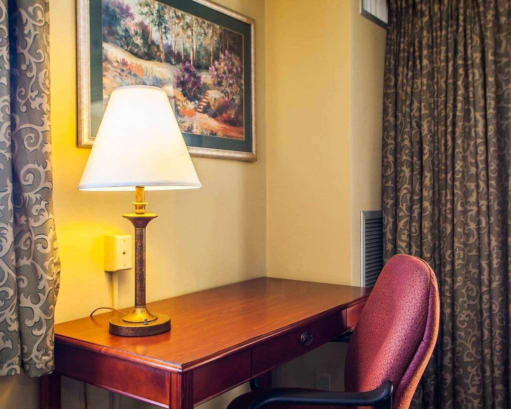 Quality Inn Bradley- Bourbonnais Room photo